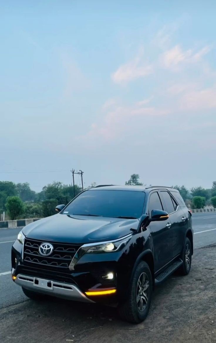 fortuner wallpaper fortuner wallpaper