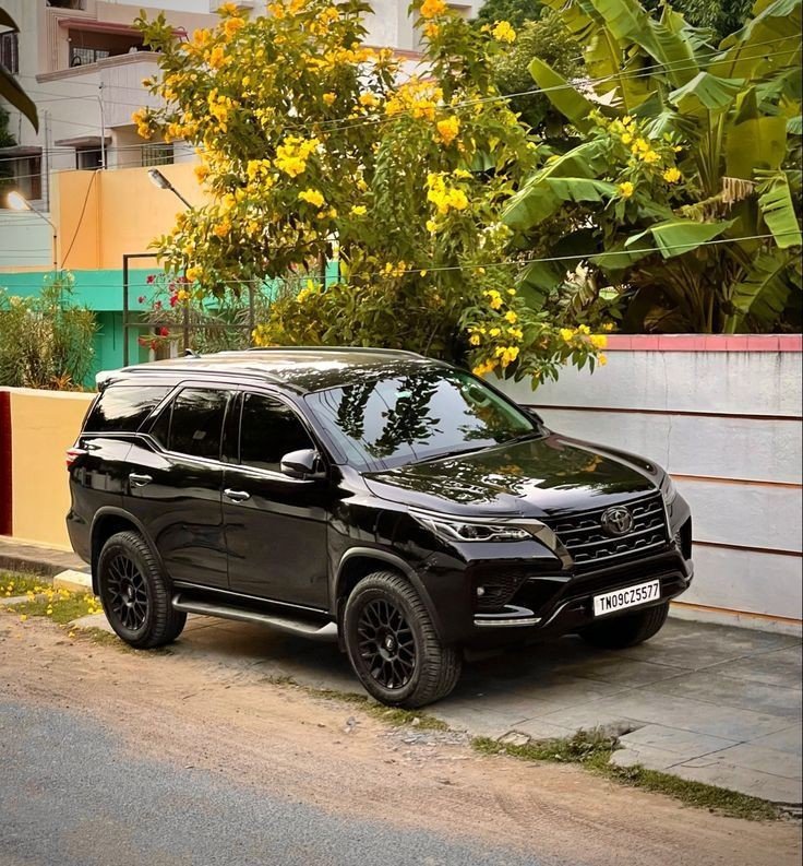 fortuner wallpaper fortuner wallpaper