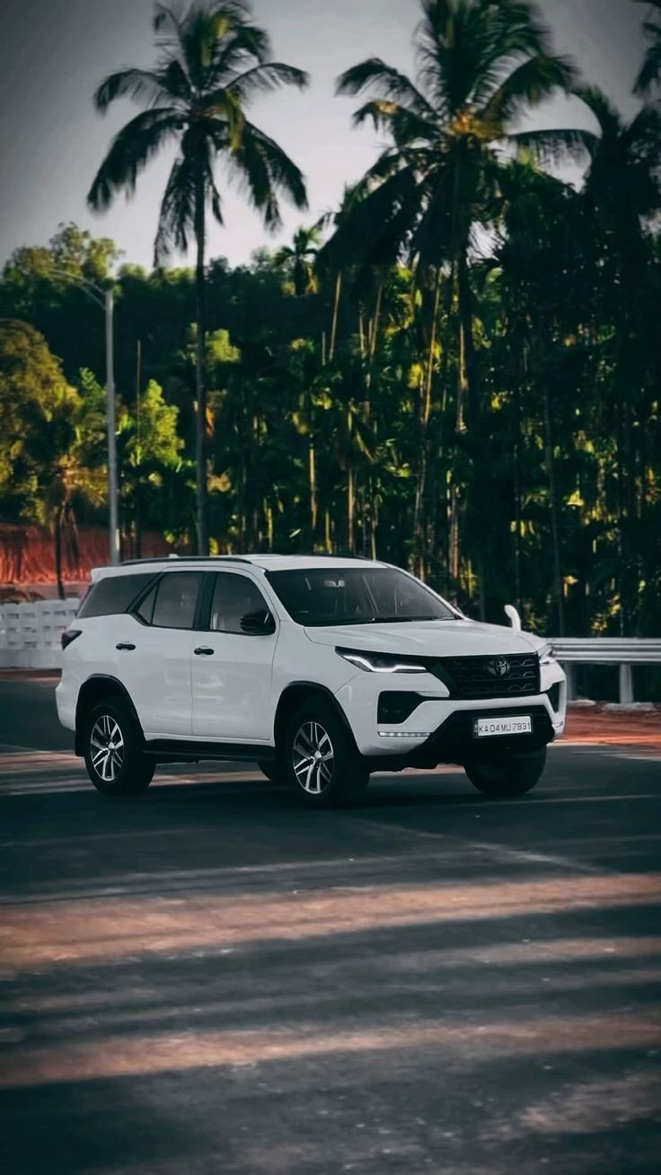 fortuner wallpaper fortuner wallpaper